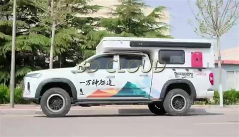 揭秘「车上人妻」的车内世界：不仅是交通工具，更是情绪缓冲带
